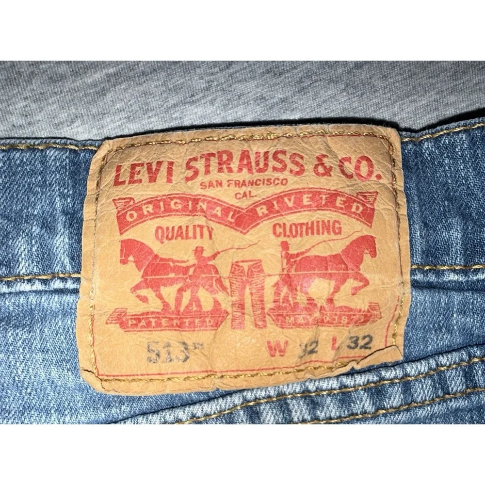 Levi 513 Jeans Mens Womens 32x32 Medium Wash Slim Fit Straight Leg Buttery Soft